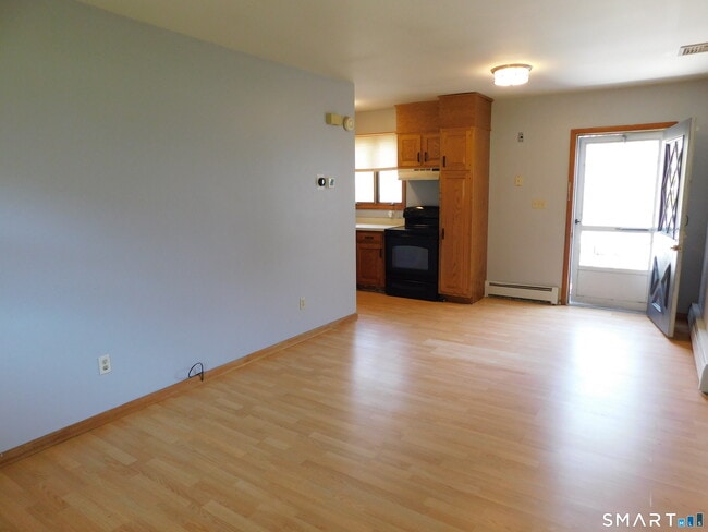 Photo - 4754 Madison Ave