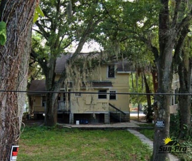 Building Photo - 215 Live Oak Ave Unit 1
