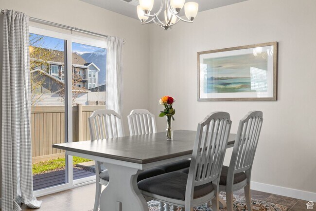 Photo - 3 Bedroom Townhome  in Pleasant Grove for Rent!