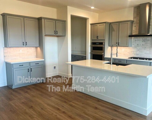 Photo - 7478 Carpathia Dr