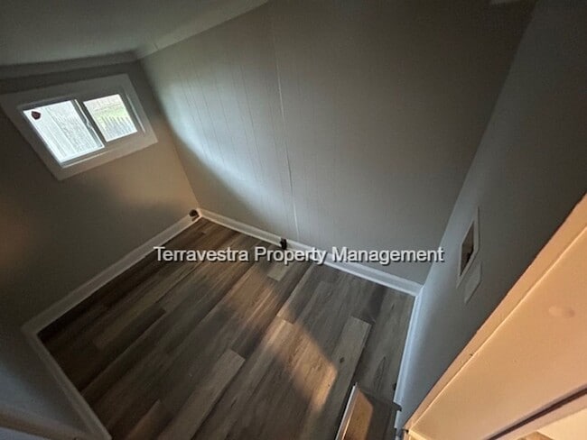 Photo - Lovely Renovated 3 Bed with parking! Eligible for $500 Security Deposit.