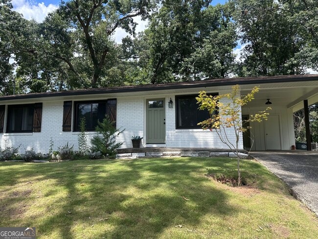 Photo - 2498 Lakewood Dr NW