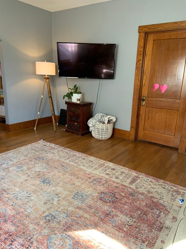 Photo - 4207 Barker Ave