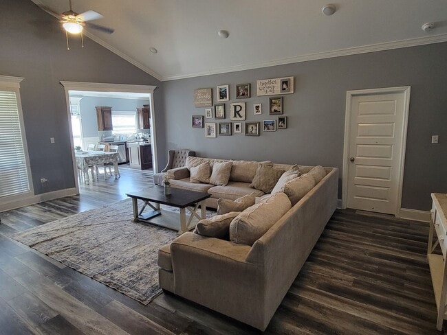 Photo - Modern 4BR Home with Screened Porch, Granite Kitchen & Fenced Backyard
