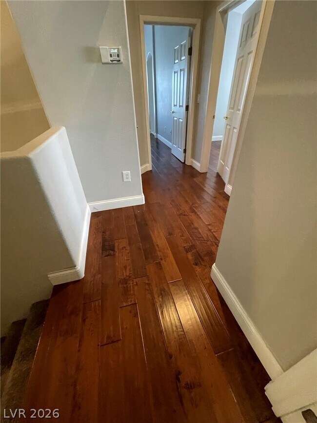 Photo - 1274 Capital Gains Dr