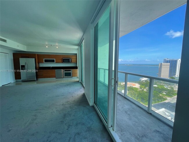 Building Photo - 244 Biscayne Blvd Unit 3505 Rental