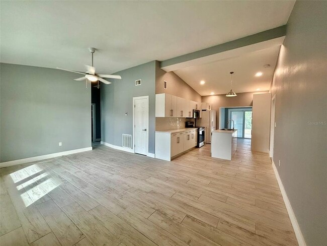 Photo - 3112 Magnolia Way