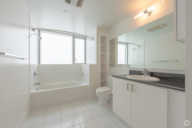 1 BR - 668 SF