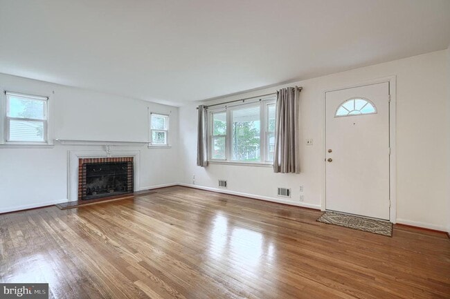 Photo - 112 Springside Dr