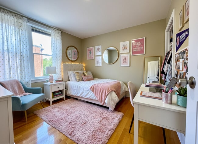 Building Photo - 76 Egmont St Unit 3