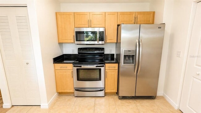 Photo - 1064 N Tamiami Trl Unit 1325