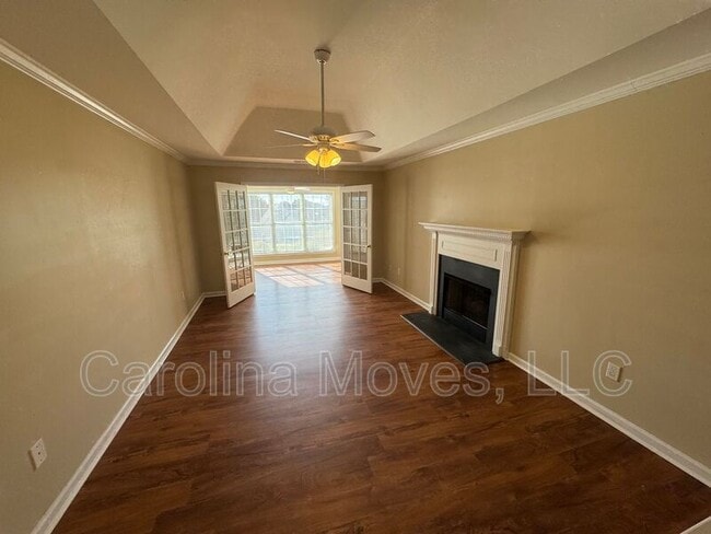 Photo - 500 Cliffview Ct