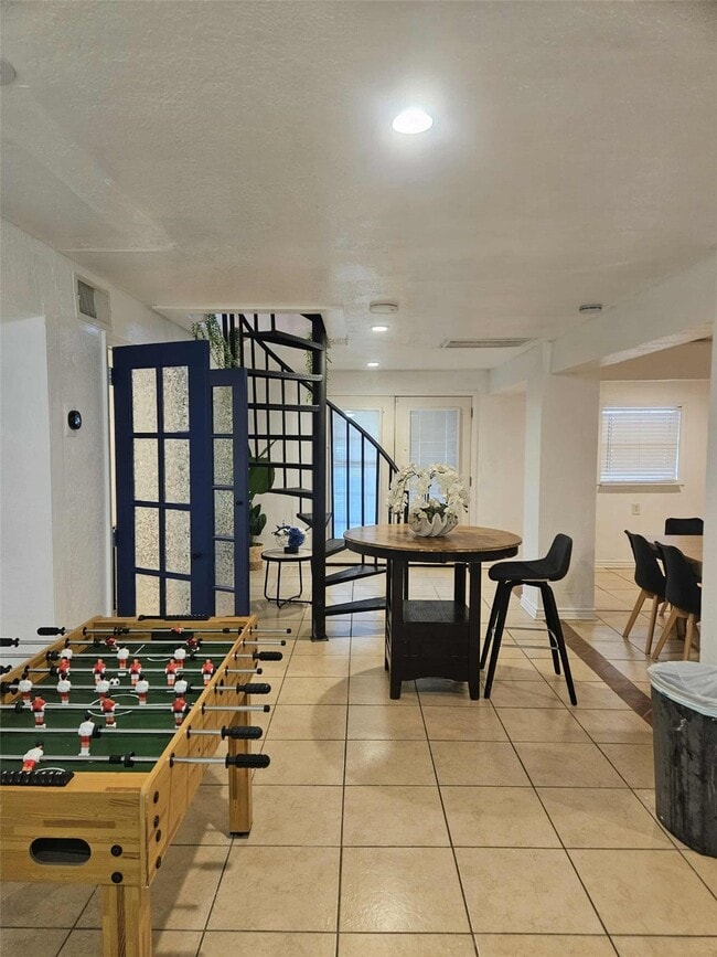 Photo - 812 Marlin St