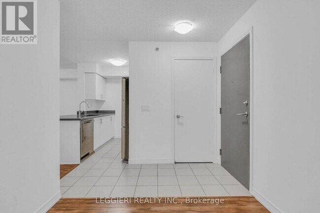 Photo - 35 Saranac Blvd Unité 522