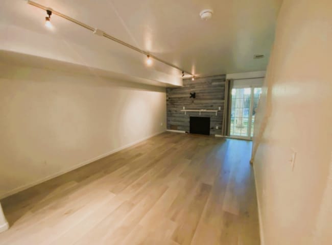 Photo - 17293 E Ford Dr