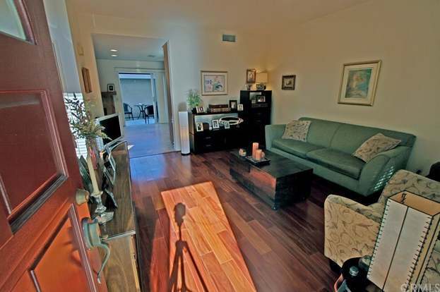 Photo - 39 Goldenrod-