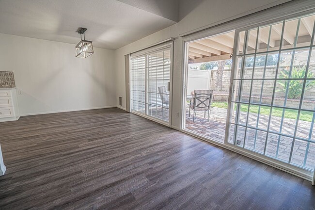 Photo - Beautiful 4-Bedroom Home in the Heart of Valencia!