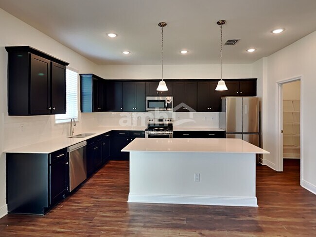 Photo - 2757 Ponds Trl