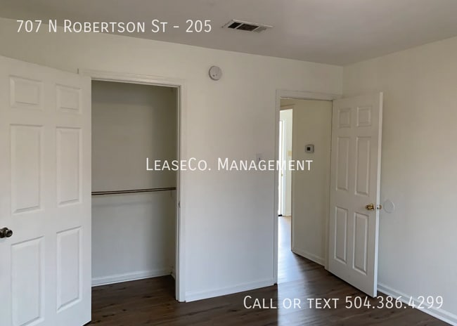 Photo - 707 N Robertson St Unit 205