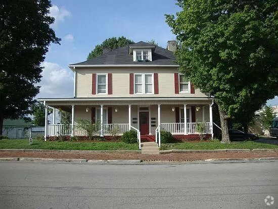 Building Photo - 106 Depot St Rental