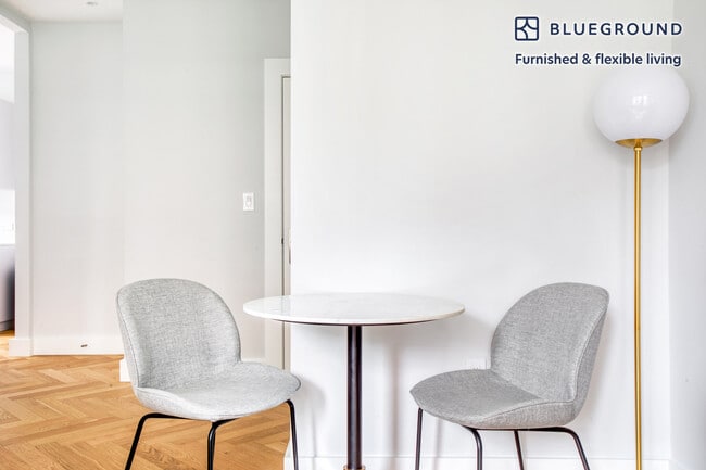 Photo - 18 Forest St Unit FL1-ID339