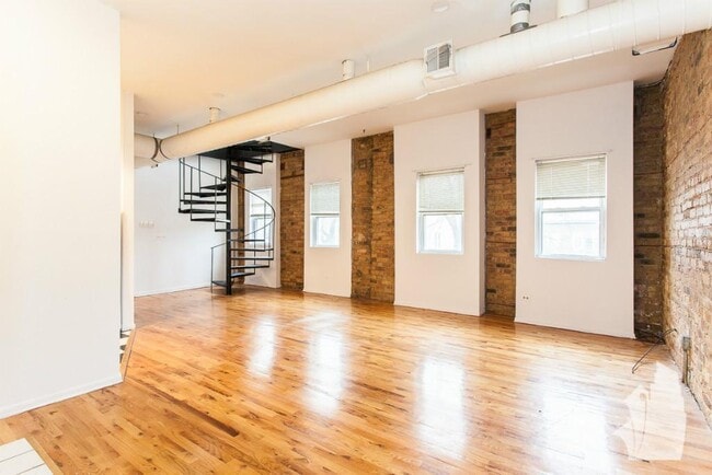 Photo - 2057 W Dickens Ave Unit 1N