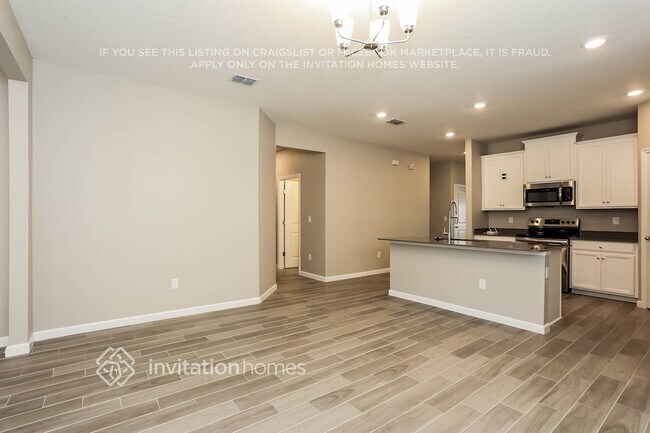 Photo - 9817 Lemon Grass Ln