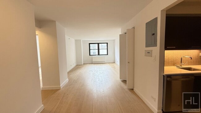 East 39th Street - East 39th Street Apartment Unit 9B