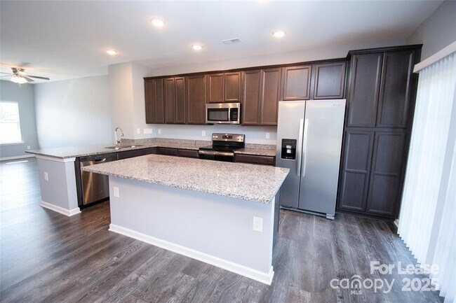 Photo - 5524 John McDowell Pl