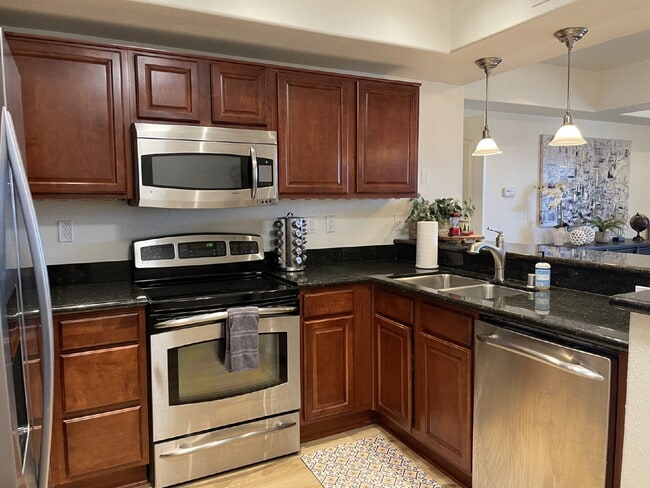 Photo - Fully Furnished 1 Bedroom Downtown Unit #1503