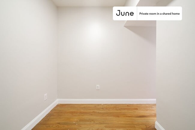 Photo - Room in Shared 4 bed/1 bath home Unit B