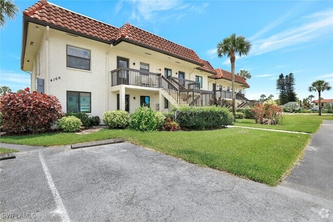 Building Photo - 4166 27th Ct SW Unit 201 Rental