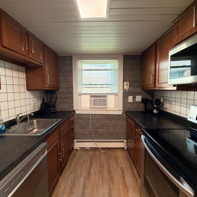 Photo - 1115 Delmar Ct NW Unit 1115-2