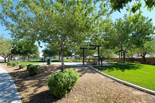 Building Photo - 1591 Buffalo Brubaker Ln Unit 103