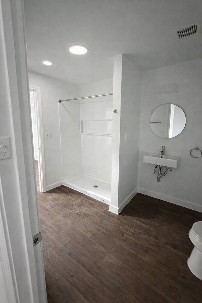 Photo - 1205 S Georgia St