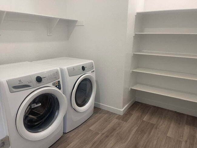 Photo - Spacious 3BR/2BA Home with Great Amenities in Madera!