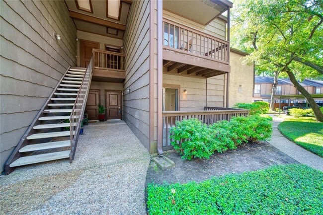 Photo - 11711 Memorial Dr Unit 573