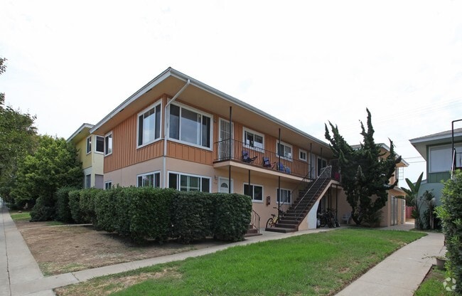 Muir Garden Apartments
