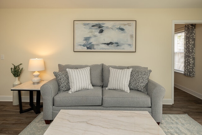 The Summit at Owings Mills Apartments