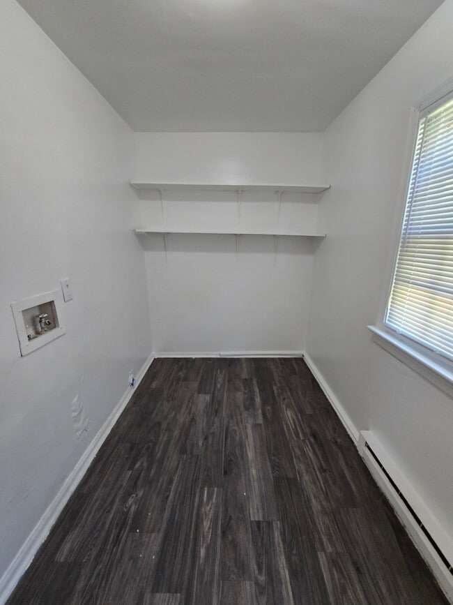 Photo - 2423 Whitcomb St
