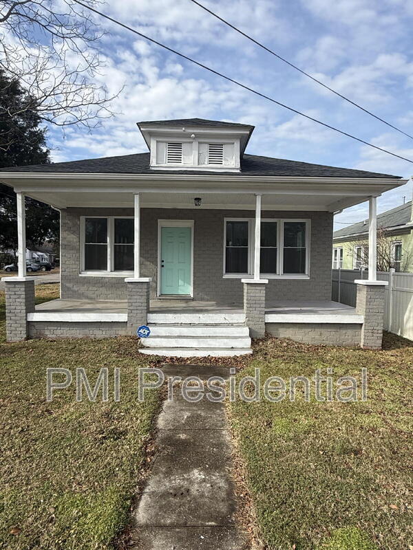 Building Photo - 600 N 21st Ave