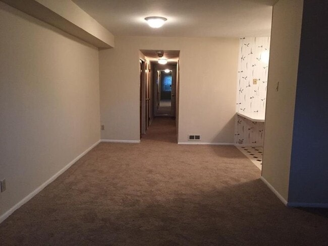 Photo - 1637 Borbeck Ave