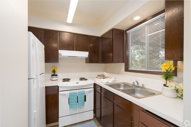 WillowWood Village Apts