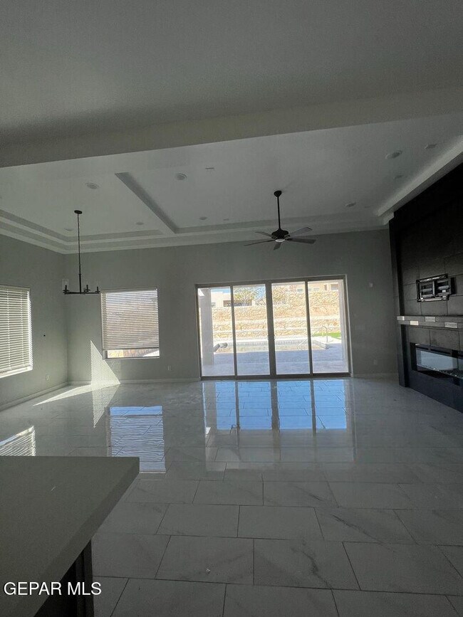 Photo - 713 Birmingham Pl