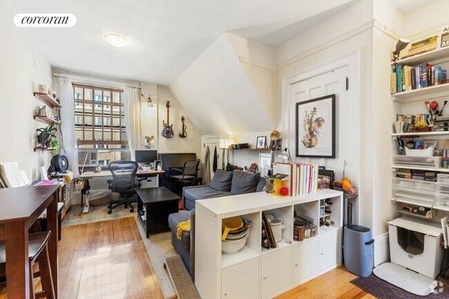 Building Photo - 527 W 110th St Rental