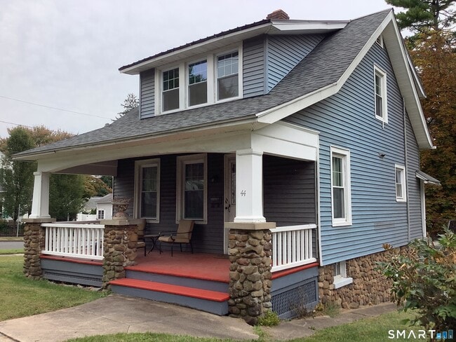 Building Photo - 44 S Elm St