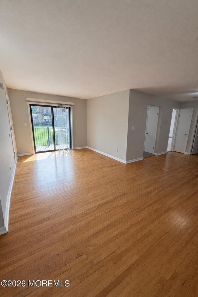 Photo - 18 Ginger Ct