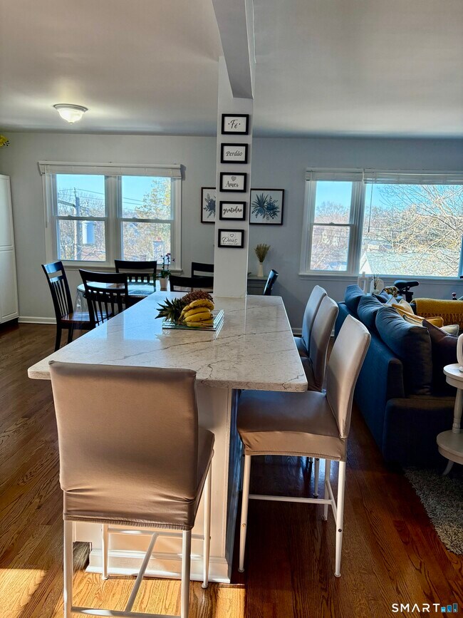 Photo - 27 High St Unit B