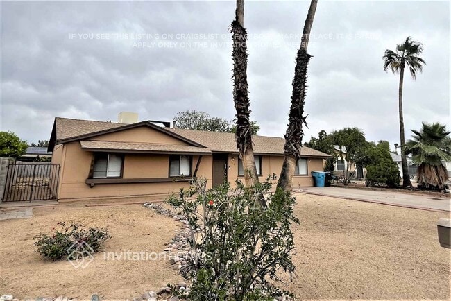 Building Photo - 3718 E Gelding Dr Rental