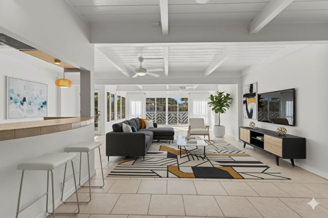 Building Photo - Waterfront living in this Hawaii Kai Marin... Rental